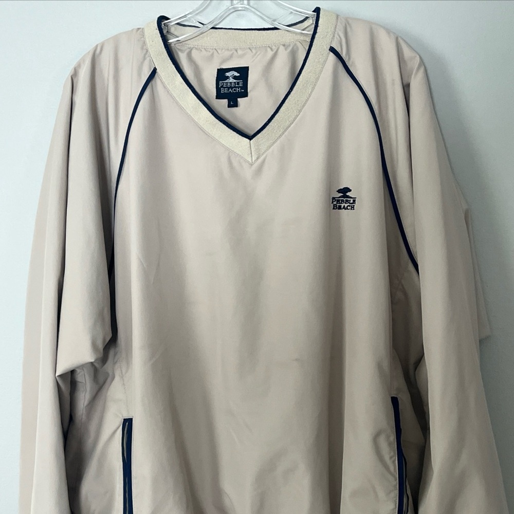 Pebble Beach Pullover Windbreaker Mens Size Large Beige Embroidered Logo V Neck